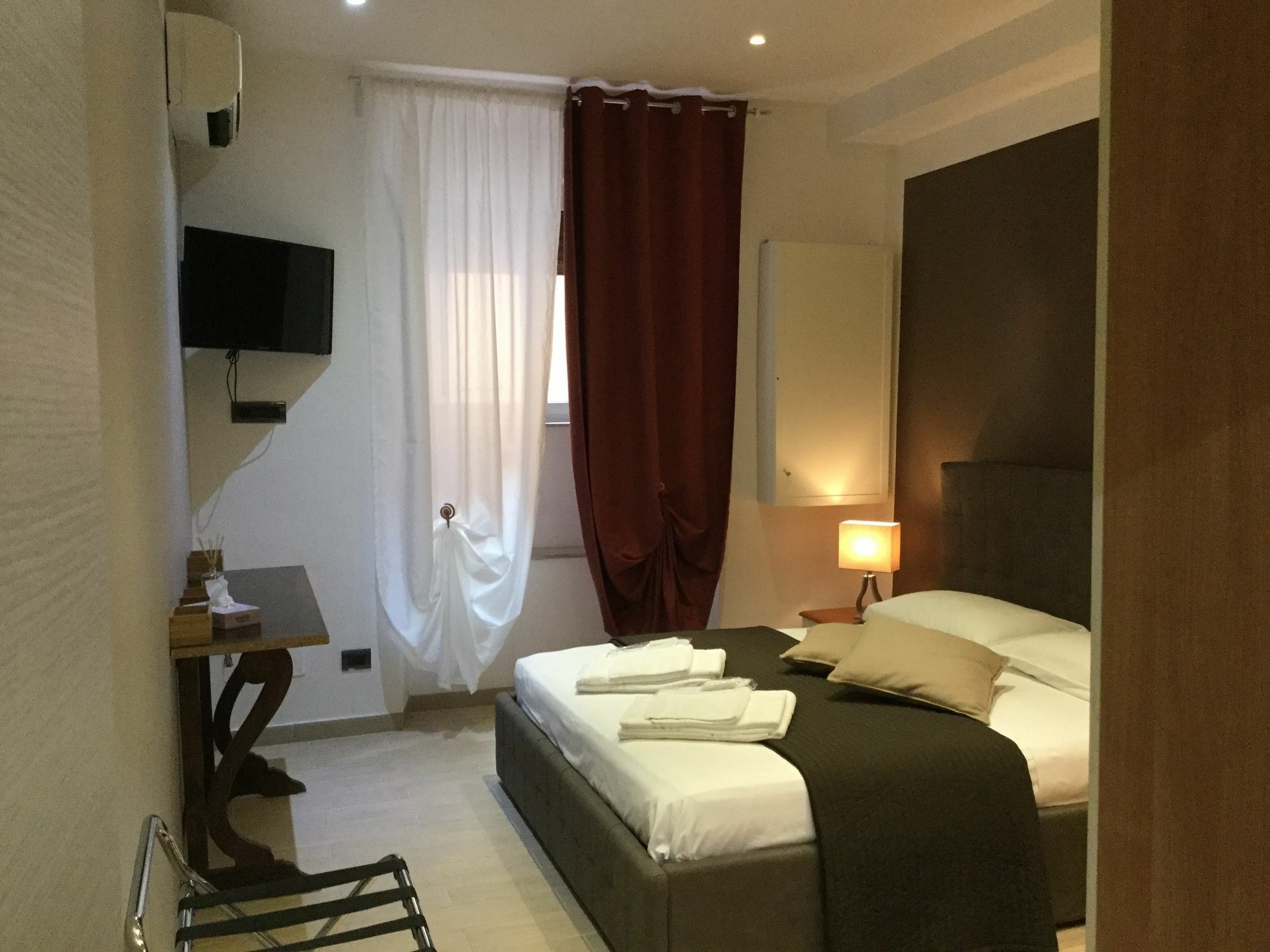 Hotel Next Stop St. Peter Roma Exterior foto